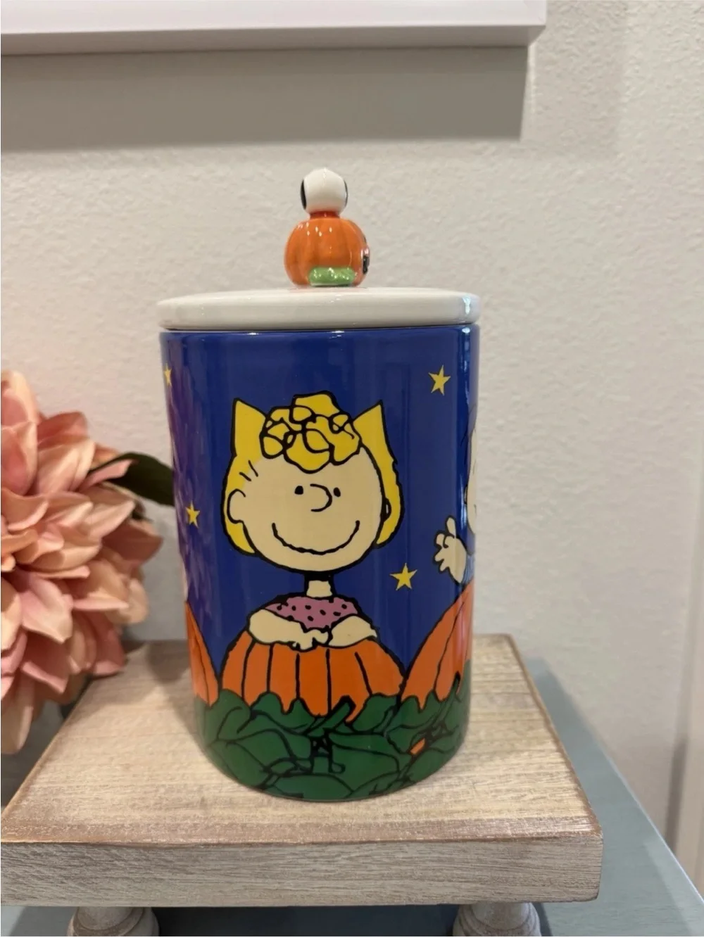Peanuts Snoopy & Friends Pumpkins Blue Halloween Cookie Jar Canister